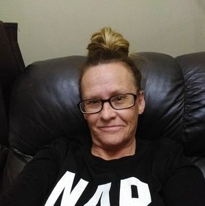 Meet your Posher, Becky